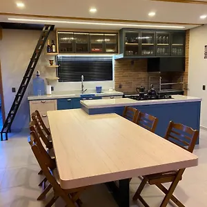 https://casa-marceloesheila.santa-catarina-brasil.com